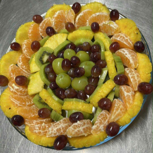 Plateau de fruits coupé